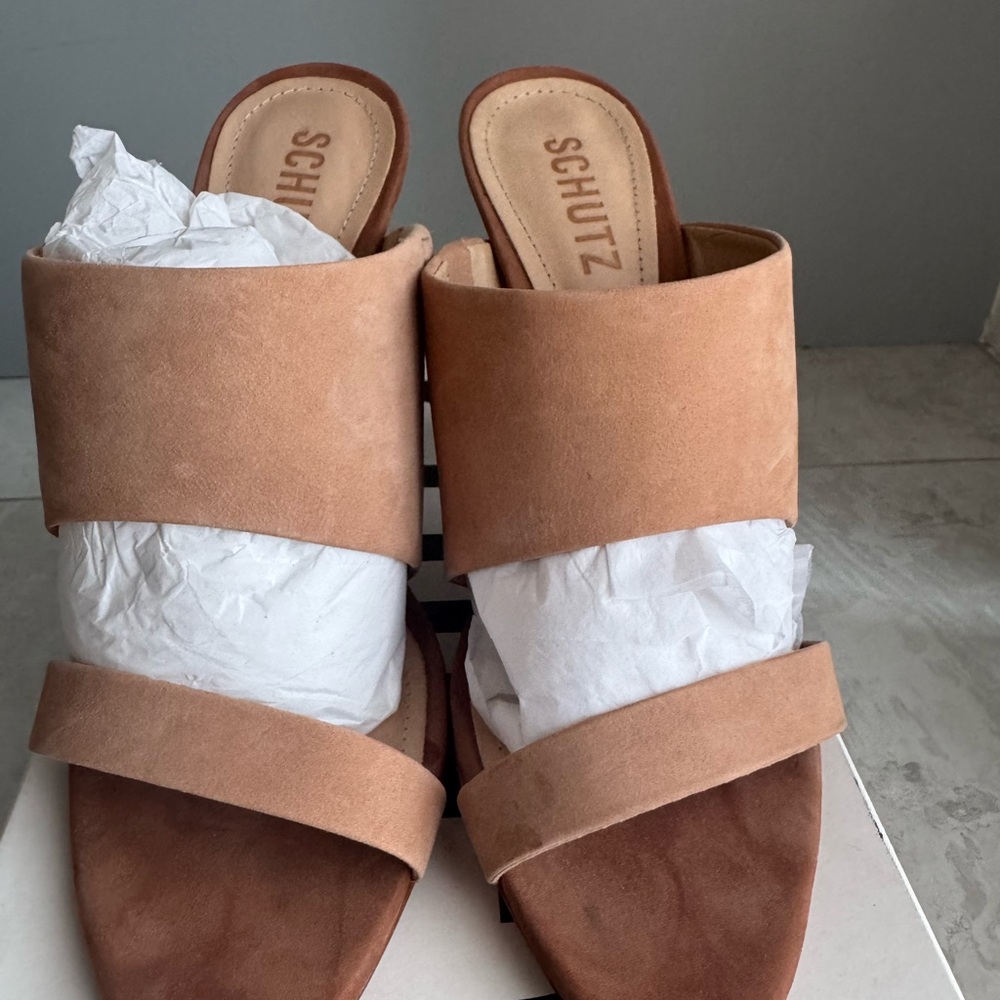 SCHUTZ Tan Mules with Block Heel